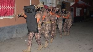 Adana’da DEAŞ’a uyuyan hücre operasyonu!