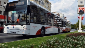 İzmir Büyükşehir Belediyesi sağlık personeline özel servis sayısını 10’a çıkardı!