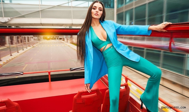 Hande Erçel'den doğal paylaşım!