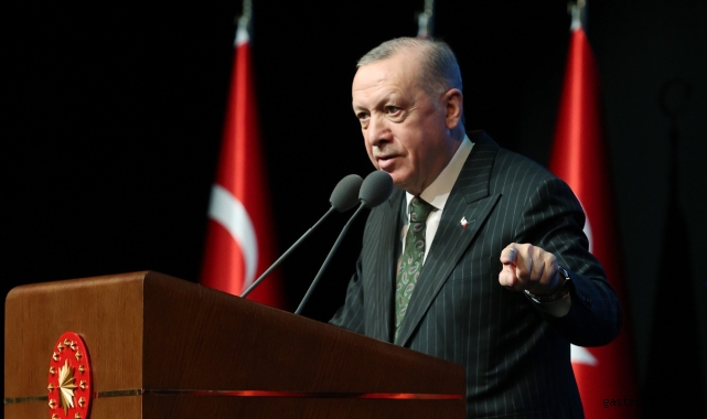 AK Parti'nin Cumhurbaşkanı adayı Recep Tayyip Erdoğan!