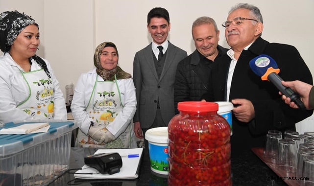 Başkan Büyükkılıç’tan 16 ilçeye 4 yılda 306 kez hizmet dolu ziyaret!