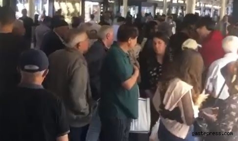 Faiz kararı sonrası döviz büroları hareketlendi!