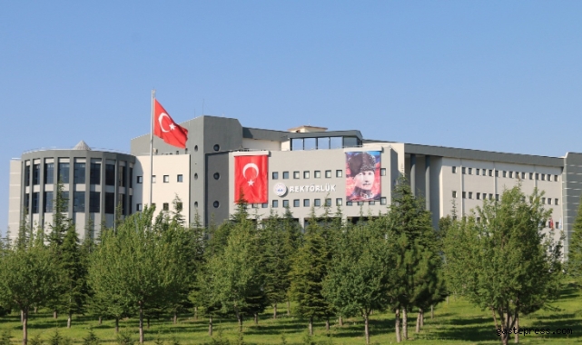 ERÜ 2023 Yılı Türkiye Üniversite Memnuniyet Araştırmasına Göre Devlet Üniversiteleri Arasında 6. Sırada Yer Aldı!