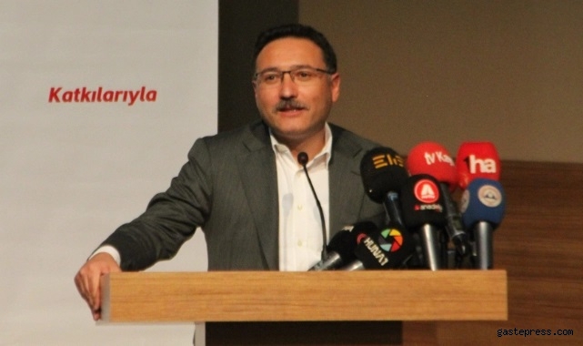 Her eve ders çalışma masası geliyor!