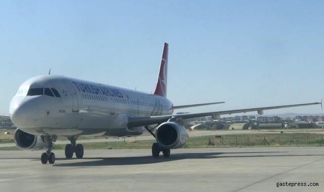 THY’nin sistemi çöktü, 19.00-22.00 saatleri arasında İstanbul çıkışlı tüm seferleri iptal!