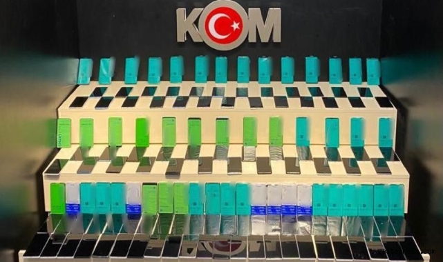 Van’da gümrük kaçağı malzemeler ele geçirildi!
