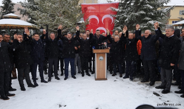Cumhur ittifakı Sarız'da 'Bayrak' için buluştu!