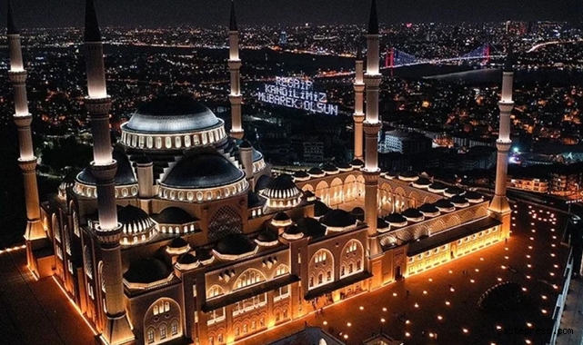Regaip Kandili, yurt genelinde idrak edildi! Camiler doldu taştı!