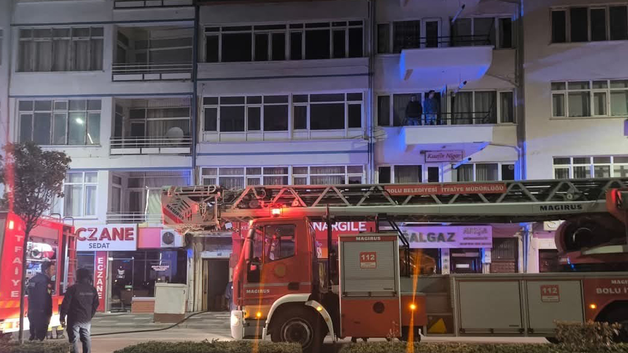 Sobadan çıkan yangın evin içini küle çevirdi!