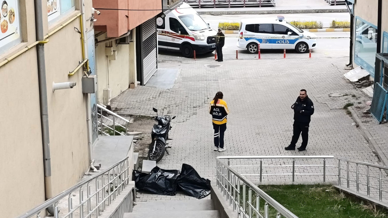4'üncü kattan düşen bankacı öldü!
