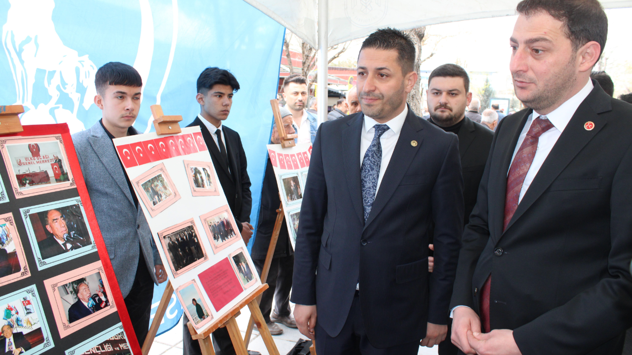 Alparslan Türkeş memleketinde anıldı!