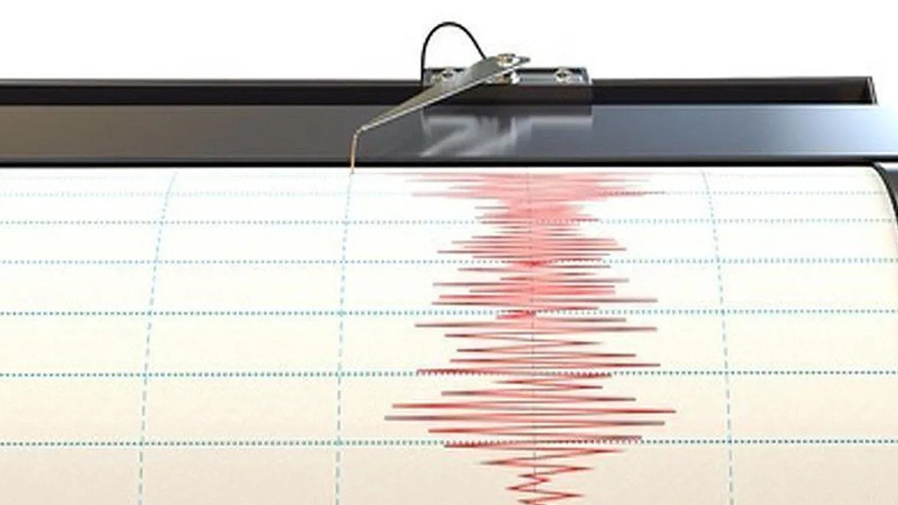 Gümüşhane'de deprem oldu çevre illerde hissedildi!