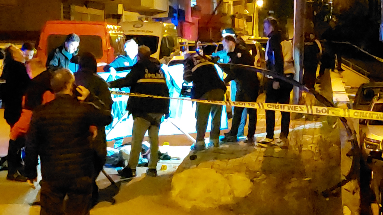 Samsun'da koca dehşeti: Eşini sokak ortasında öldürdü!