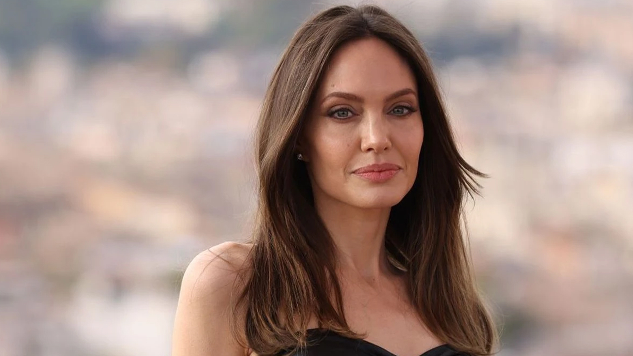 Angelina Jolie Gazze'ye desteğini yineledi: "Toplu mezar oldu"