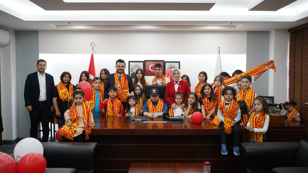 İl Başkanı Okandan’dan Miniklere Kayserispor Sürprizi!