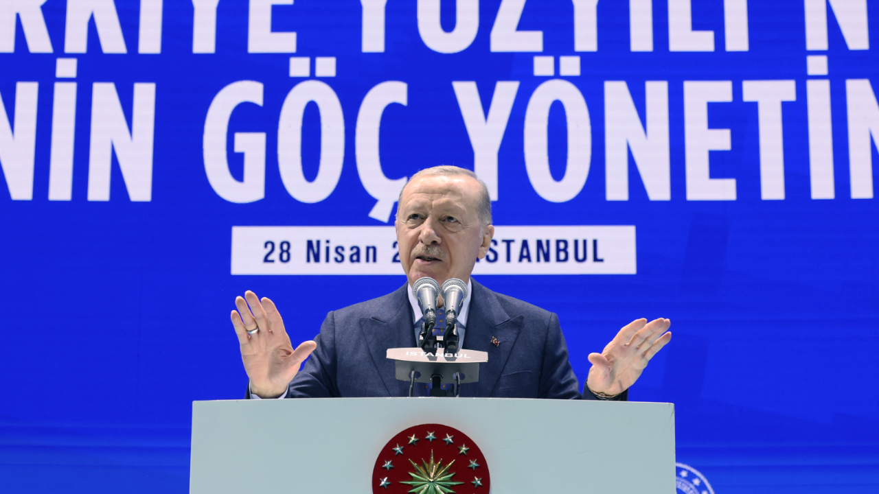 Cumhurbaşkanı Erdoğan: Türkiye’de toplam 4 milyon 33 bin göçmen var