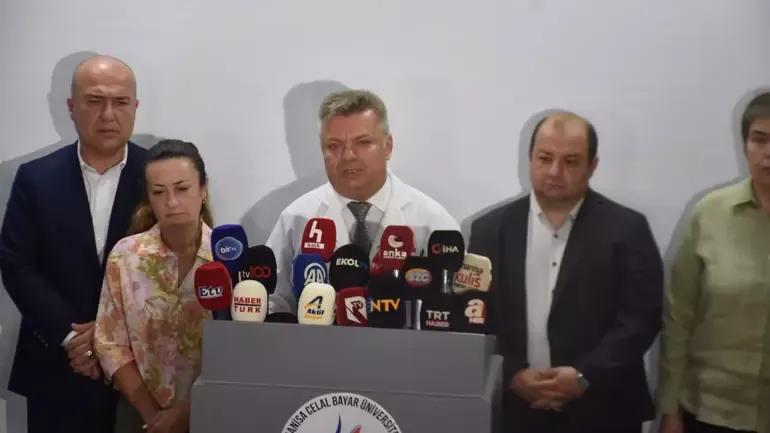 Ferdi Zeyrek’in Hayatta Kalma Mücadelesi Sürüyor: Sağlık Durumunda Yeni Gelişme Yok!