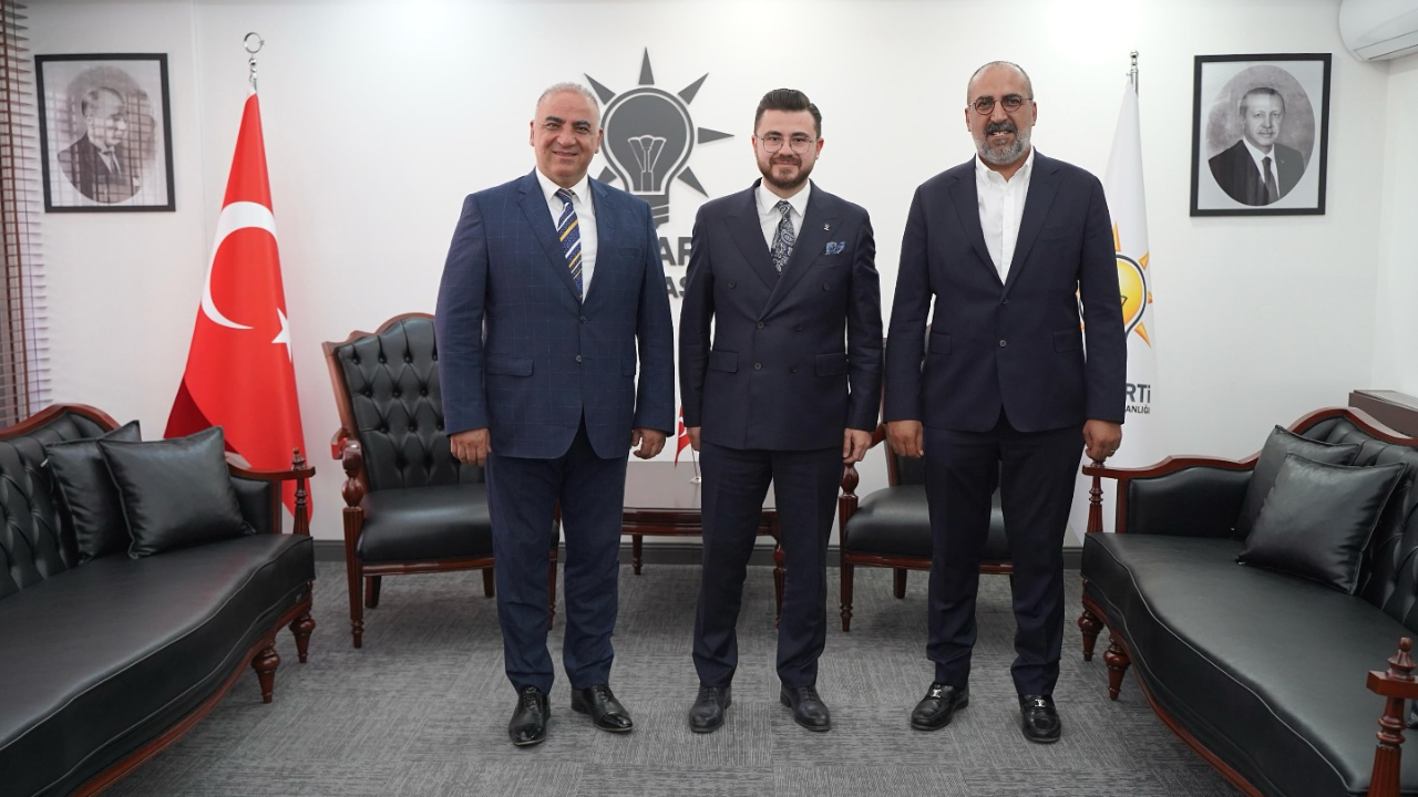 Sürpriz Ziyaret: Hasgül ve Tokgöz AK Parti'de
