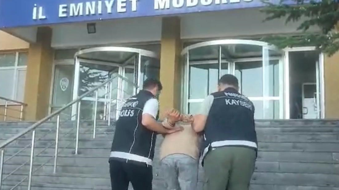 13 yıl kesinleşmiş hapis cezasıyla aranan uyuşturucu taciri yakalandı!