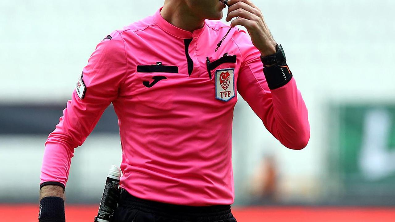 Derbinin hakemi belli oldu! İşte Süper Lig'de 8. haftada düdük çalacak isimler!
