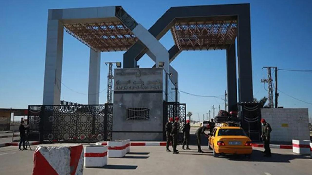İsrail'in ateşkes anlaşmasına rağmen Gazze’de Refah Sınır Kapısı'nı açmayacağı duyuruldu!