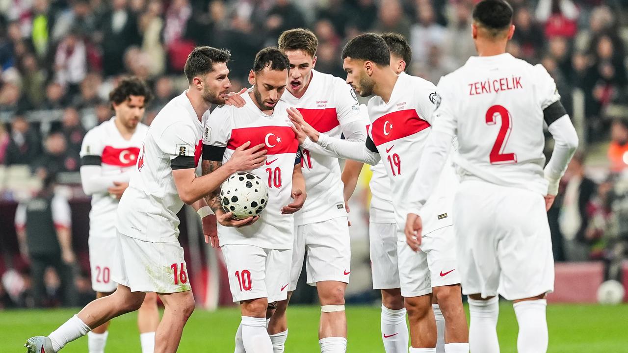 A Milli Futbol Takımı'nda sakatlık açıklaması!