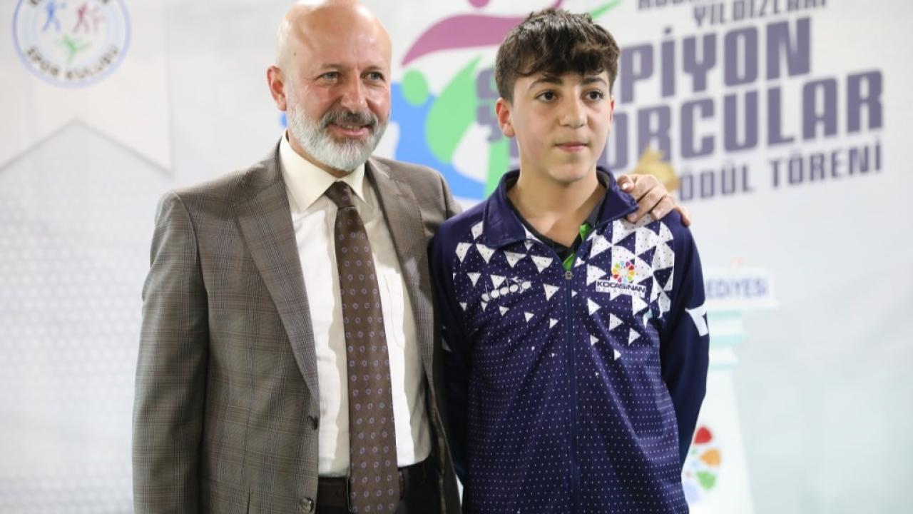 Kocasinan'ın milli sporcusu Kahraman, dünya ikincisi oldu!