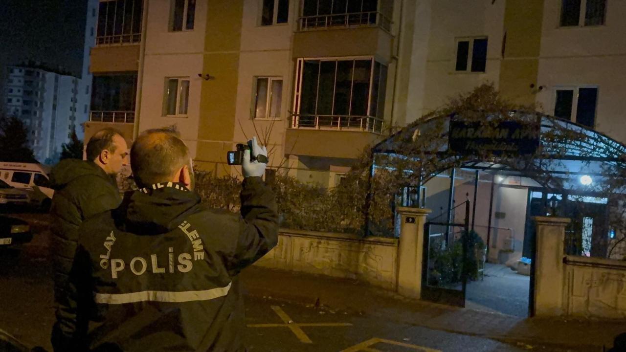 Baba-oğul arasındaki kavga kanlı bitti: 1'i ağır 2 yaralı!