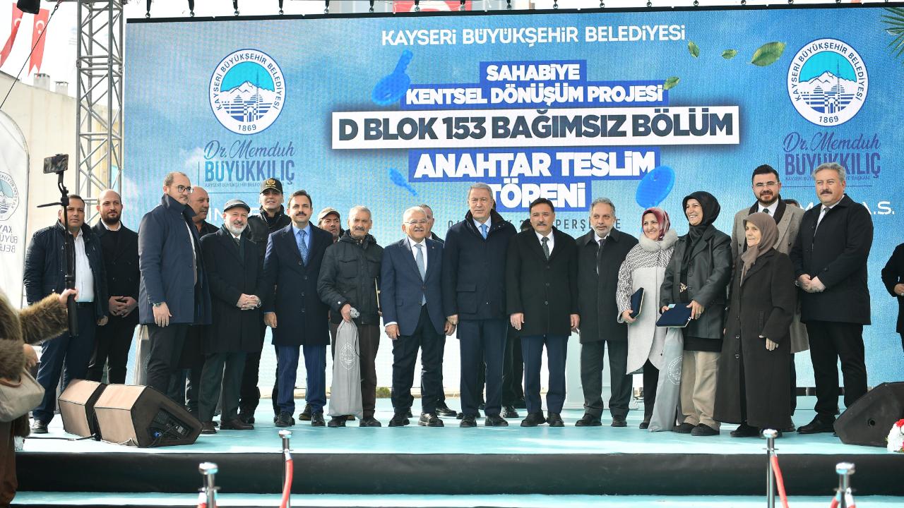 Sahabiye’de anahtarları teslim eden Başkan Büyükkılıç: "Kayseri belediyeciliği icraat üretir"