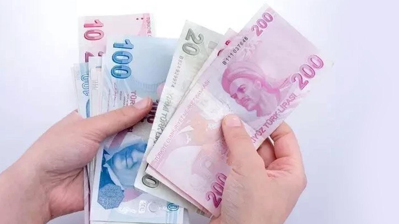 Zam perşembe günü açıklanacak dedi asgari ücret için rakam verdi!