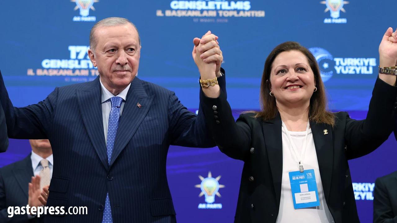 Burcu Köksal ve Veysel Topçu AK Parti'ye katıldı!