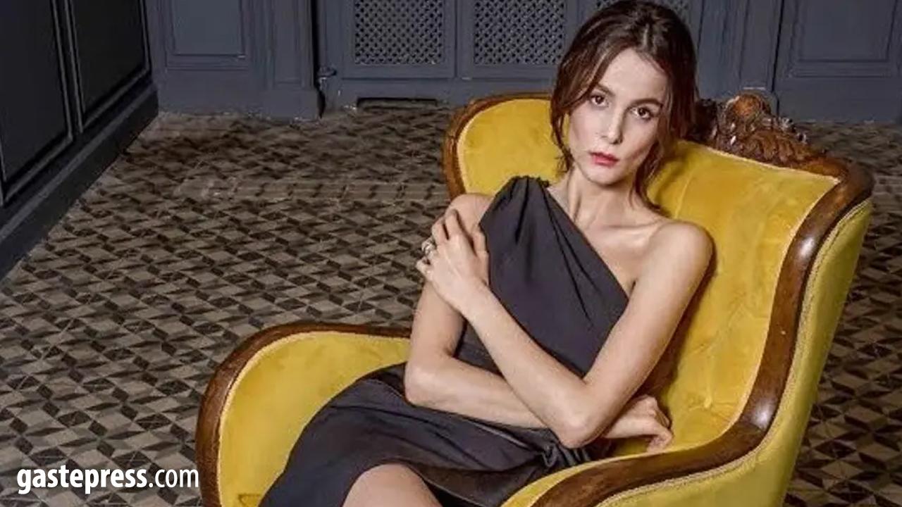 Büşra Develi'den Cannes çıkarması!