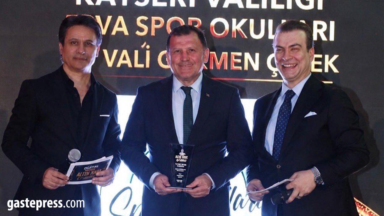 Dijital Talks Altın Zirve Ödülleri’nde “Yılın Spor Okulu” Kayseri’den: ERVA Spor Okulları’na büyük ödül!