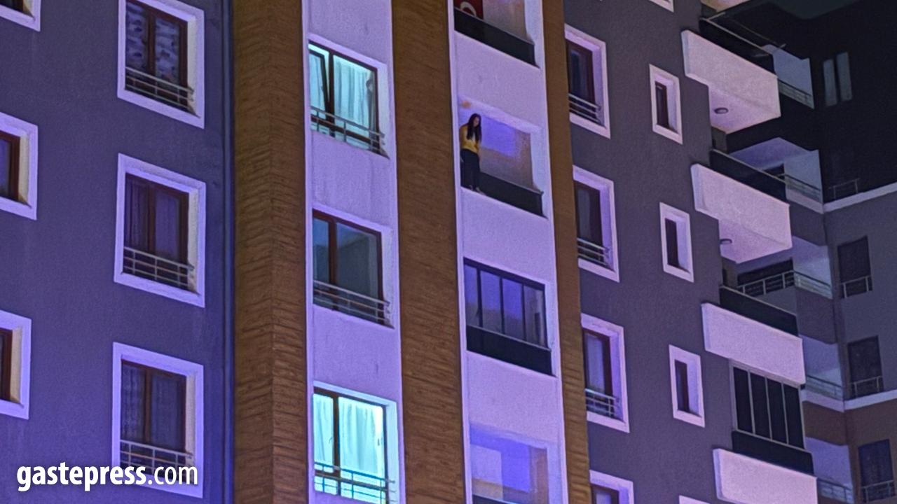 Kayseri’de İntihar Girişimi! Genç Kadını Polis Son Anda İkna Etti!