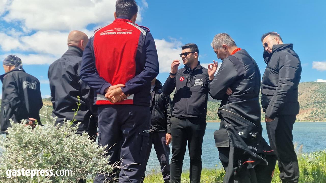 Kızılırmak'ta Kayıp Genci Arama Çalışmaları Sürüyor: 51 Personel, 13 Dalgıç Görevde!