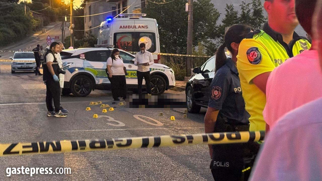 Kocaeli’de Baba ve Oğulu Öldüren Sanığa Ev Hapsiyle Tahliye!