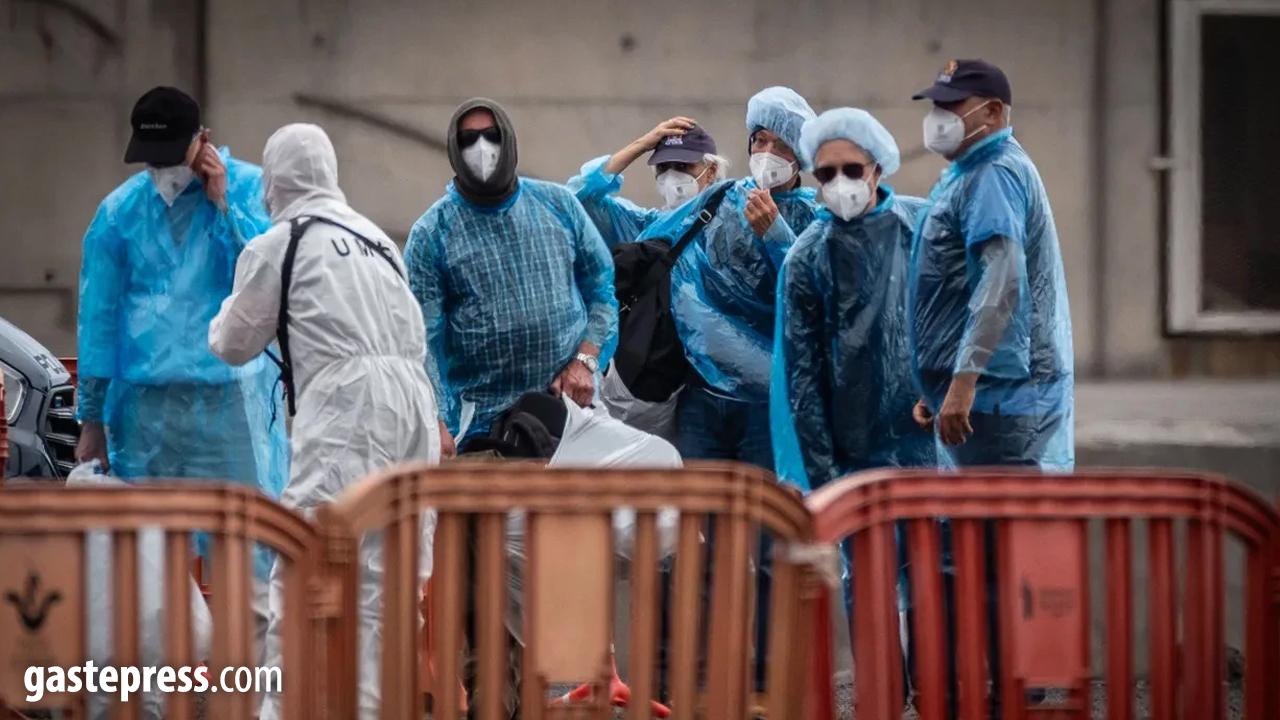 Ölüm gemisinden inip Türkiye'ye geldiler!