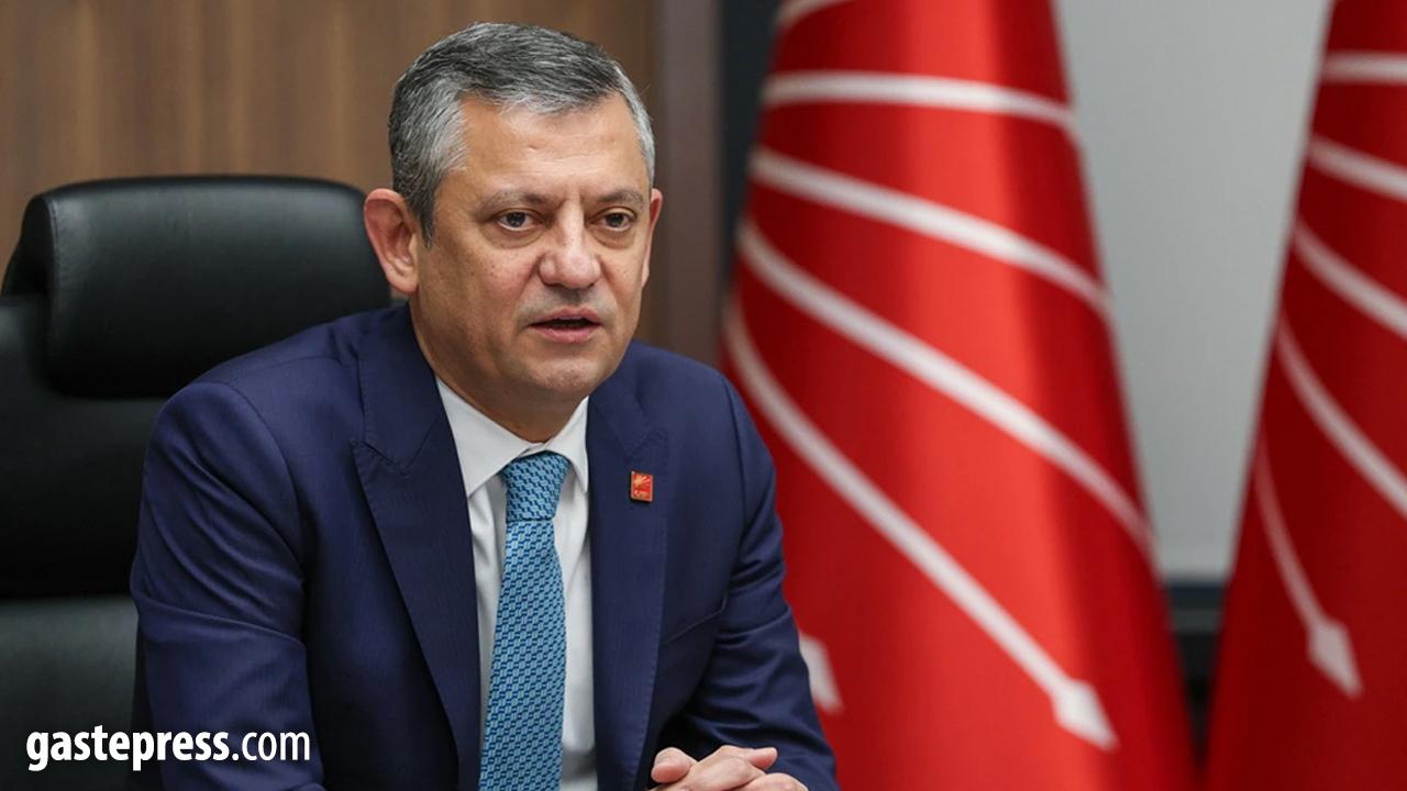 Özgür Özel, görevleri düşen CHP Parti Meclisi üyeleriyle toplantı yaptı!