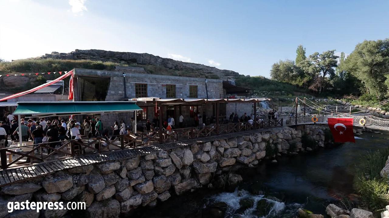 Bünyan’da tarihi değirmen restoran olarak hizmete açıldı!
