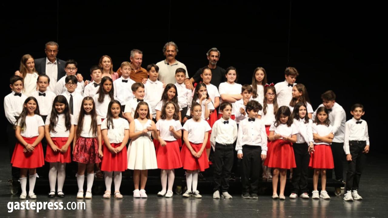İlmiye Ahmet Nuri Büyükkılıç İlkokulu'nda mezuniyet coşkusu!