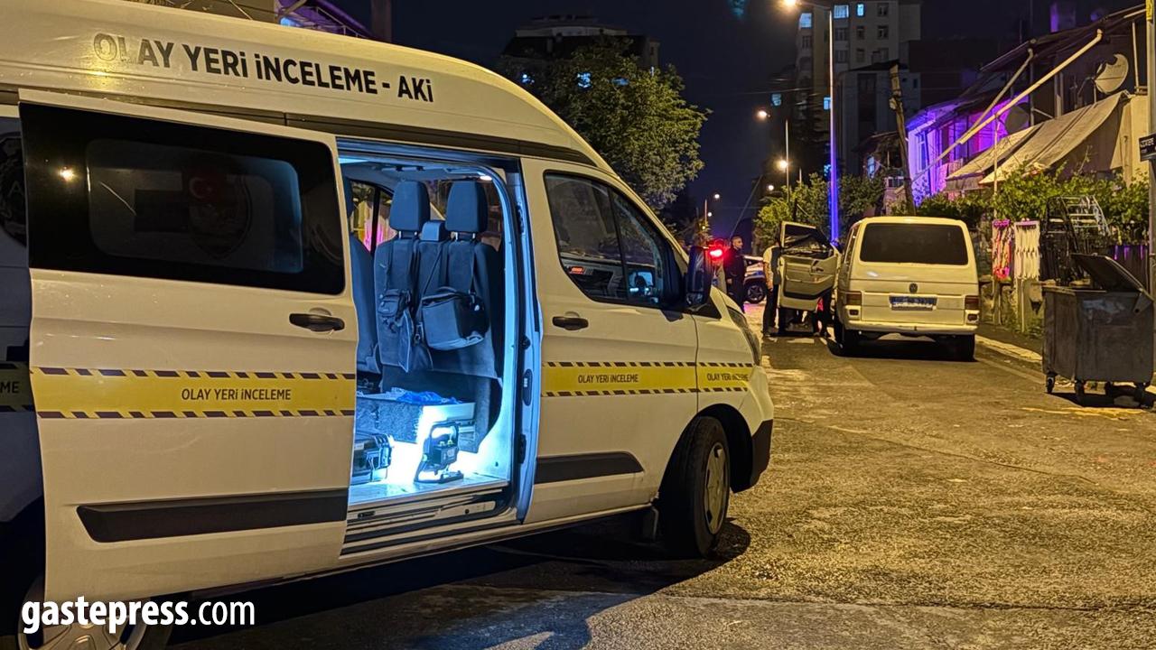 Kayseri'de husumetlilerin hedefi olan 2 katlı ev kurşunlandı!