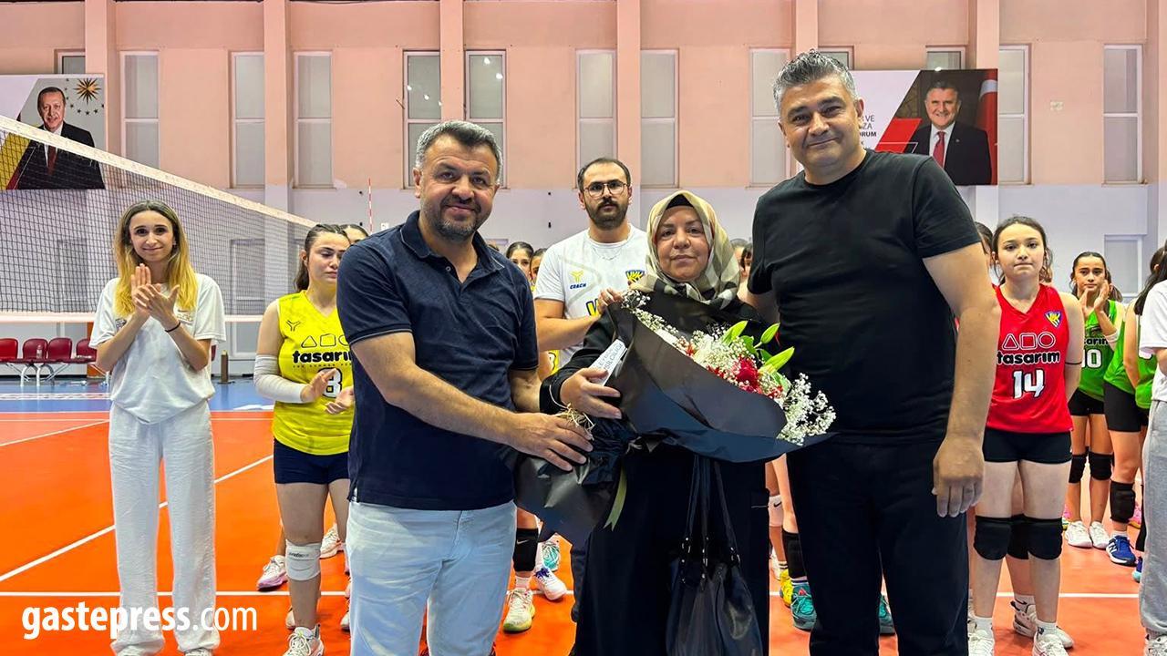 Kayseri’de Ömer Kesimci Voleybol Gelişim Ligi Final Heyecanıyla Tamamlandı!