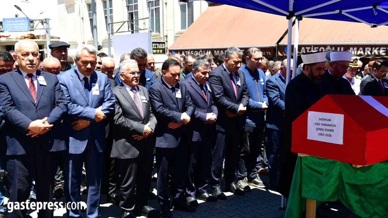 Vali Yardımcısı Şenol Esmer Memleketi Tonya’da Son Yolculuğuna Uğurlandı!