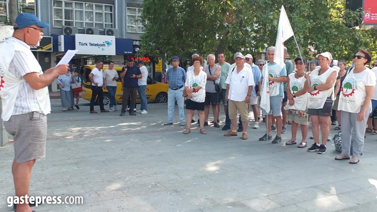 Balıkesir'de emeklilerden açıklanan maaş zammına tepki!