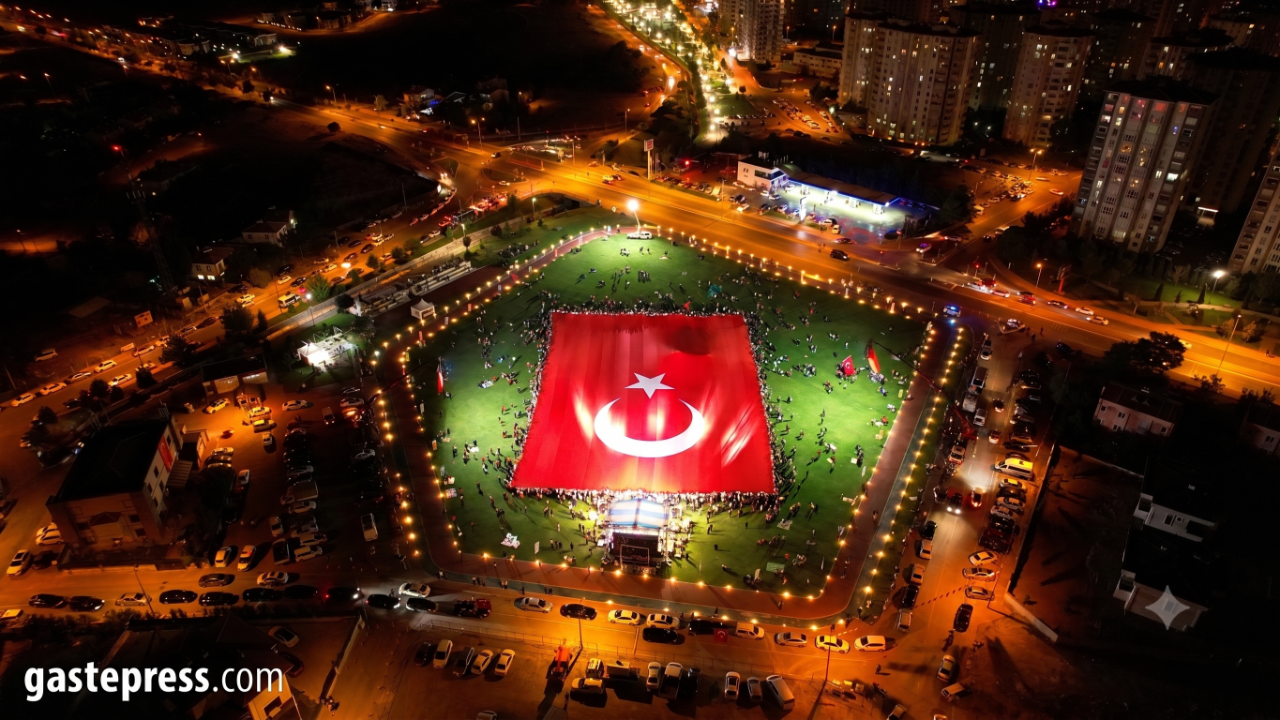 En Büyük Türk Bayrağı 15 Temmuz'da Yine Talas'ta Açılacak!