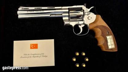 Erdoğan'ın hediye ettiği tabancayı hangi liderler ülkelerine götürmedi? İşte o isimler…