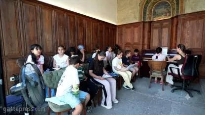 Kayseri Büyükşehir Konservatuvarı Yaz Kurslarına Yoğun İlgi: Bin 865 Kursiyer Sanatla Buluştu!