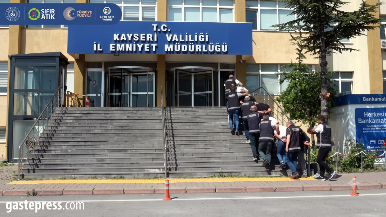 Yapay Zekâ Destekli Ehliyet Sınavı Vurgununa Darbe: 6 İlde Operasyon, 15 Tutuklama!